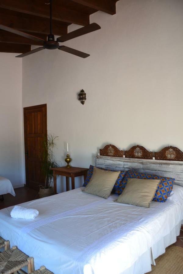 The African House Bed & Breakfast Tolox Luaran gambar